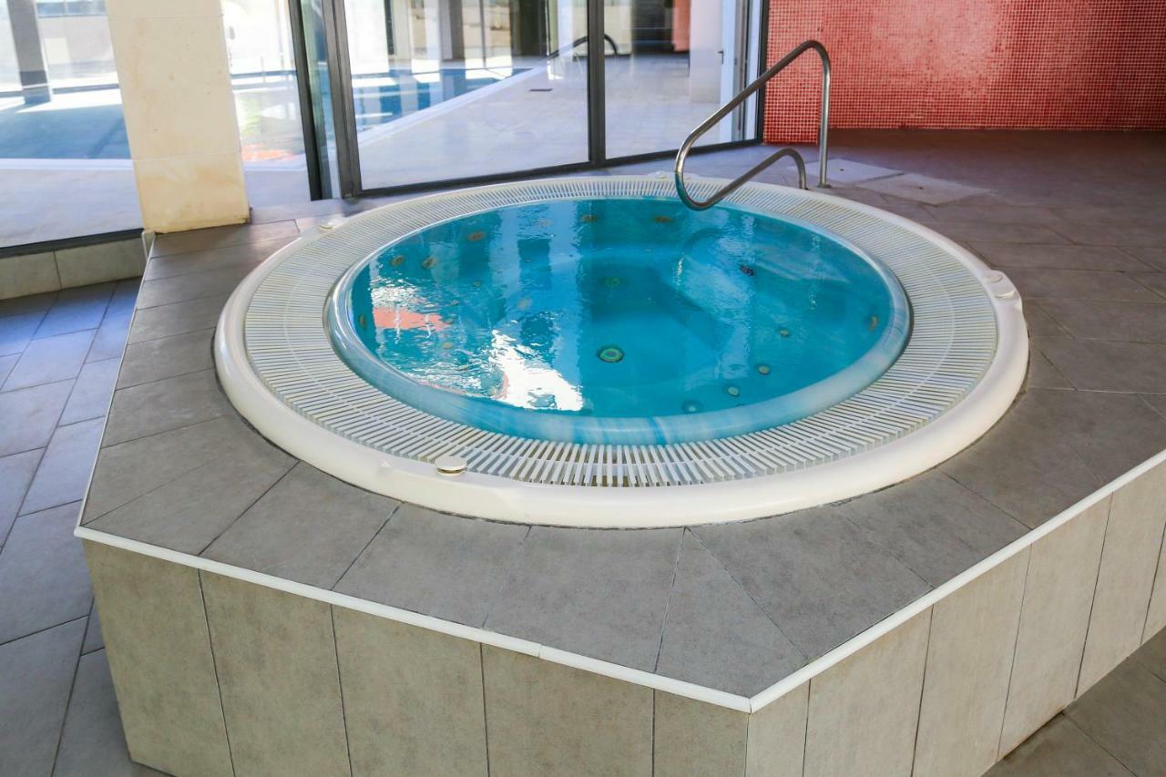 Galera Planet Costa Dorada Villa Кембрилс Екстериор снимка