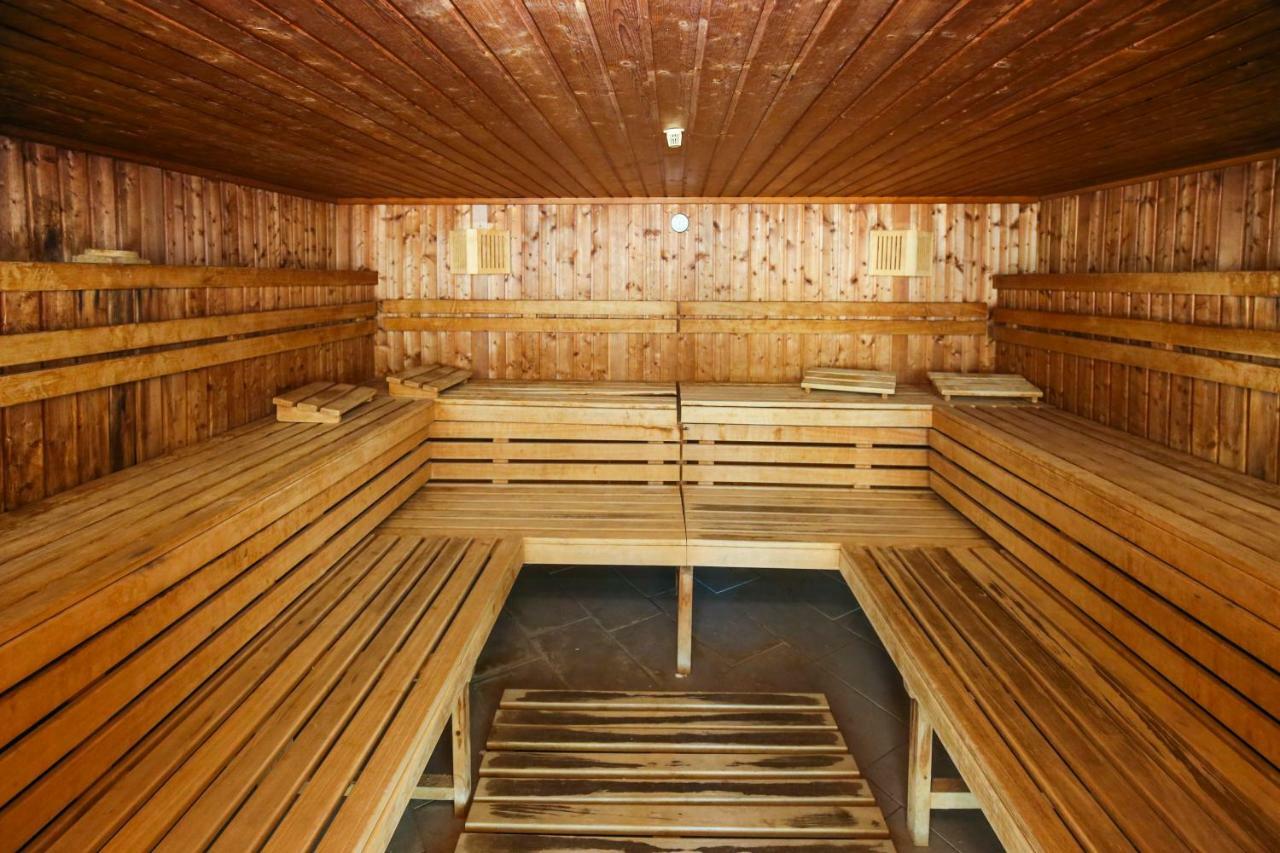 Galera Planet Costa Dorada Villa Кембрилс Екстериор снимка