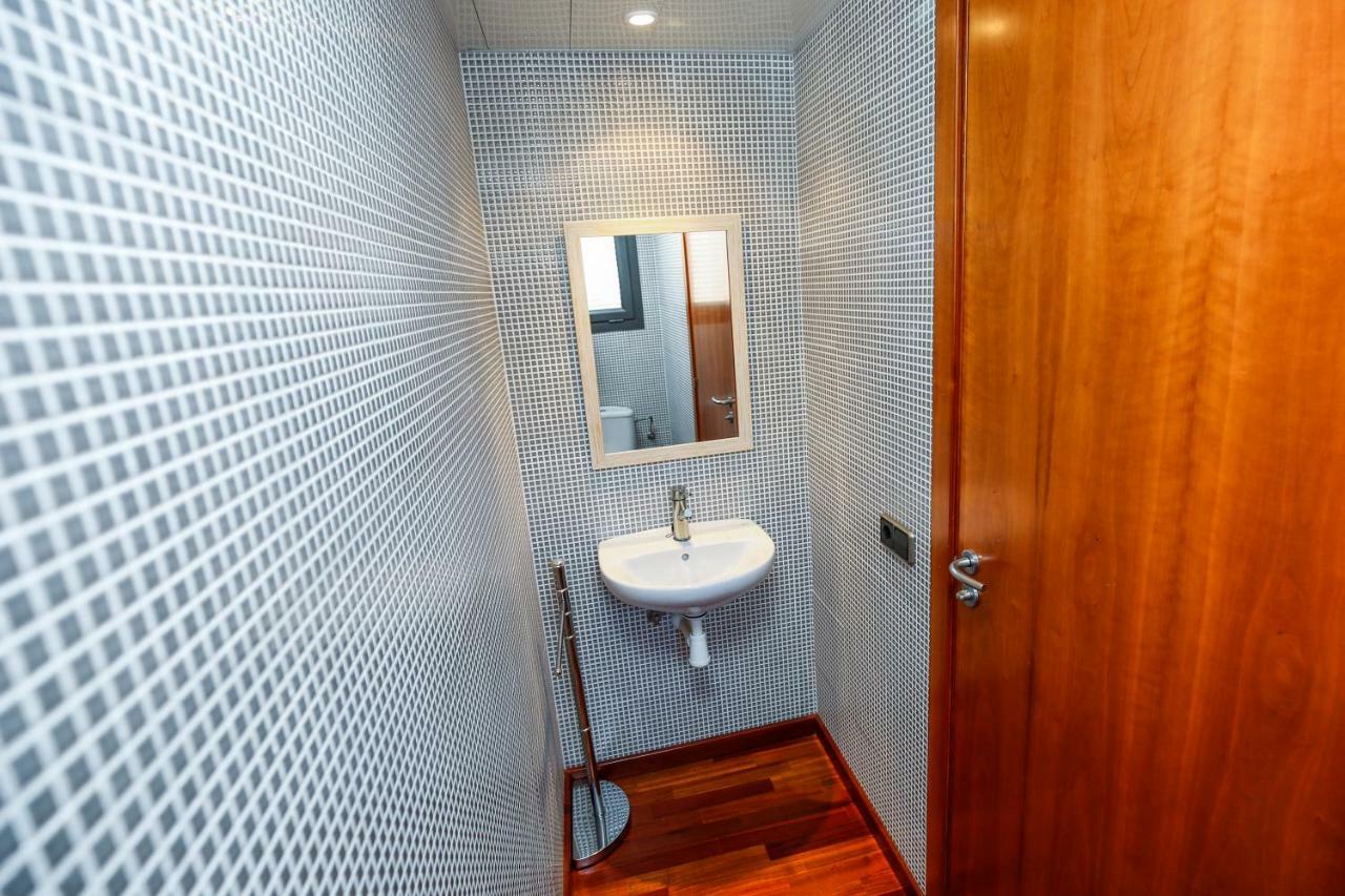 Galera Planet Costa Dorada Villa Кембрилс Екстериор снимка