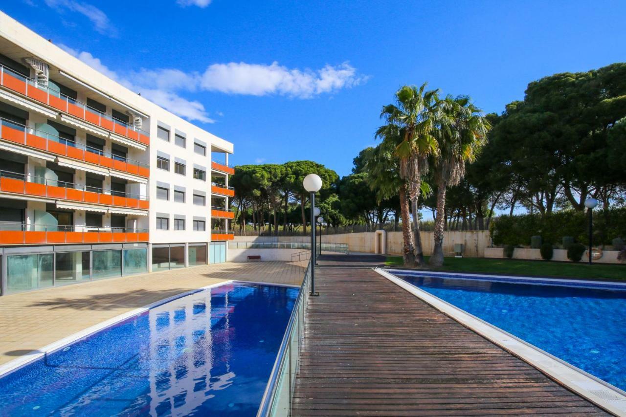 Galera Planet Costa Dorada Villa Кембрилс Екстериор снимка