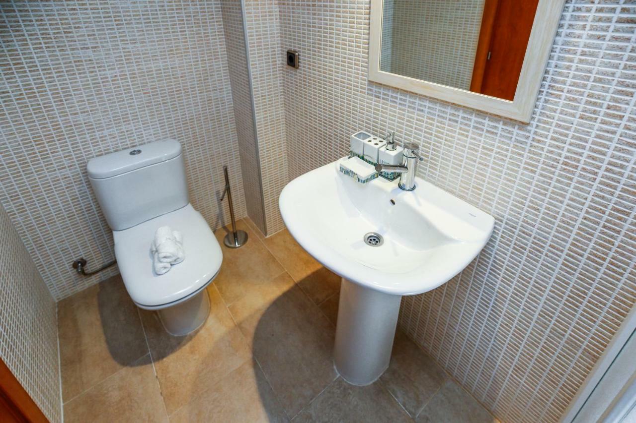 Galera Planet Costa Dorada Villa Кембрилс Екстериор снимка